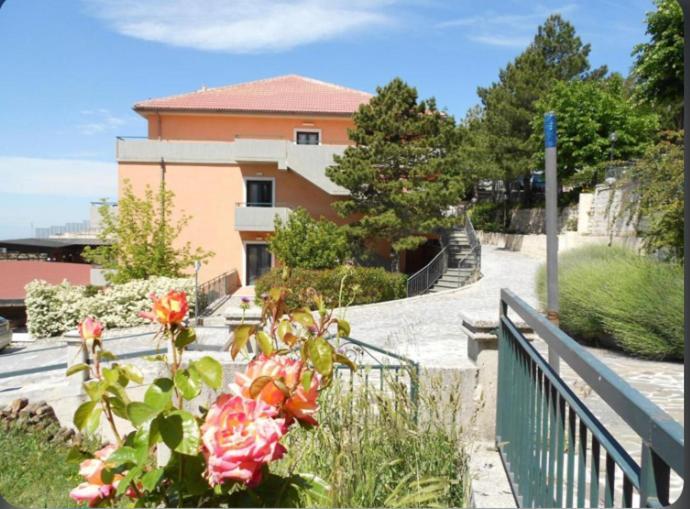 Santangelo Hotel Матината Екстериор снимка